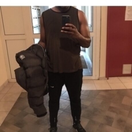 大きなプッシー唇オンリーファンズ 素敵 画像