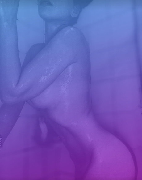 Tina Dakic ポルノスター 美しい 写真