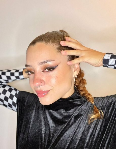 deliriousbaby ポルノスター 美しい 写真