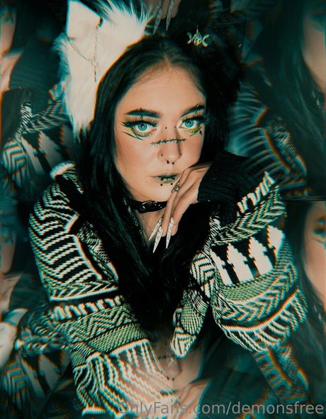 demonsfree スター ヌード ギャラリー