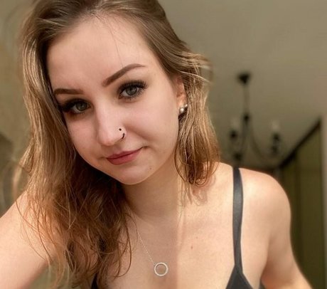 Stormy Fox ポルノ女優 写真