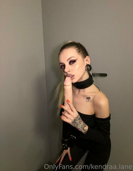 巨乳小人オンリーファンズ 無料 写真