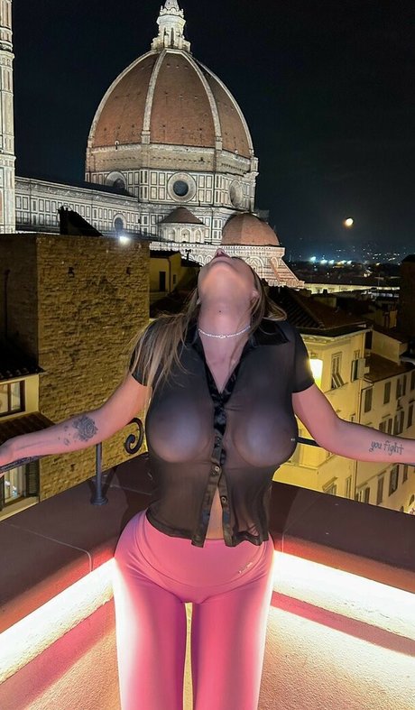 熟女アナルオンリーファンズ 美しい 写真