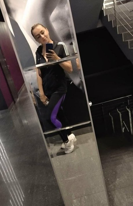 anna bellla 無料のスター 写真