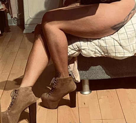 miss sexy feet 無料スター 画像