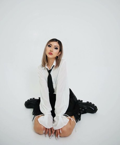 DJ Camgirl 高品質のポルノスター 写真