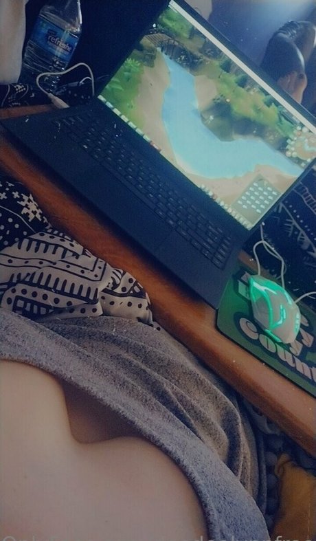 deedeelynnfree HDスター ギャラリー