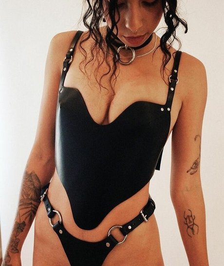 Indigo De Souza HD女優 画像