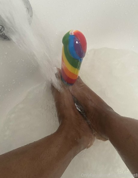 後背位オンリーファンズ アート裸 写真