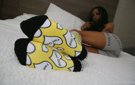 soley yours free ポルノモデル 写真