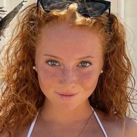 Ilonaaln 完璧なポルノスター ギャラリー