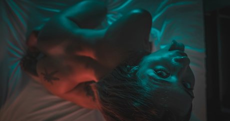 精子オンリーファン えろた 写真