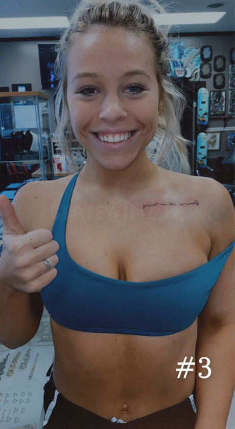 Allie Ross スター ヌード 画像