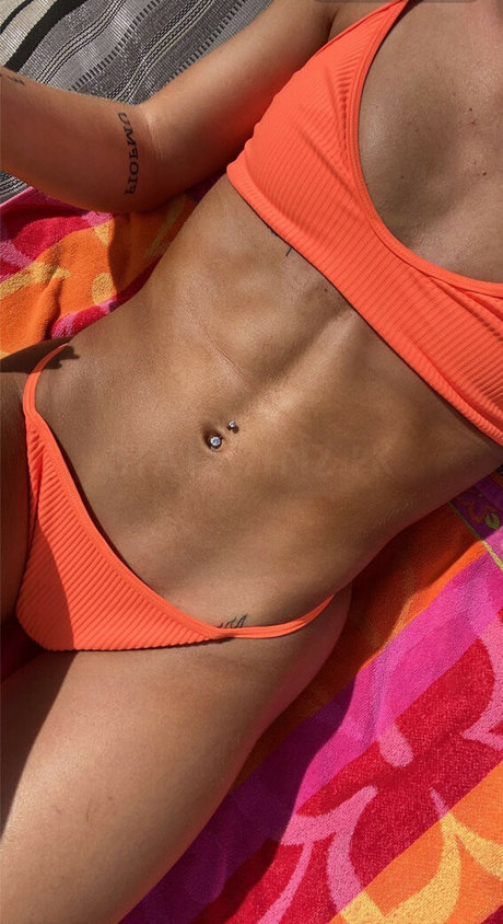 Allie Ross ヌード女優 写真