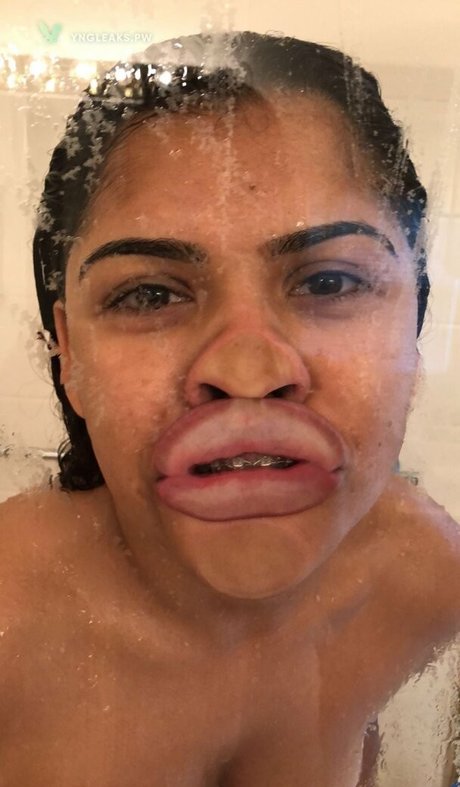 Vicky Escobar ポルノモデル 写真