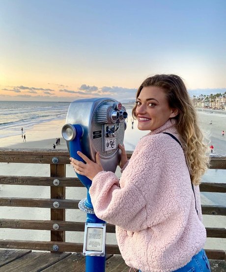 足の動画 オンリーファンズ パーフェクト 画像