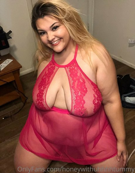 honeywithuhtummy ポルノモデル 写真