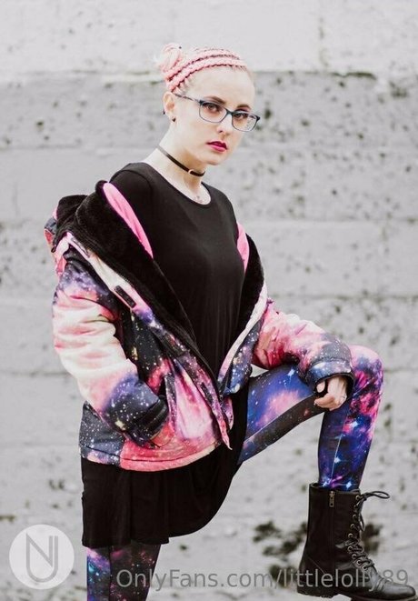 littlelolly89 ポルノスター 可愛い 写真