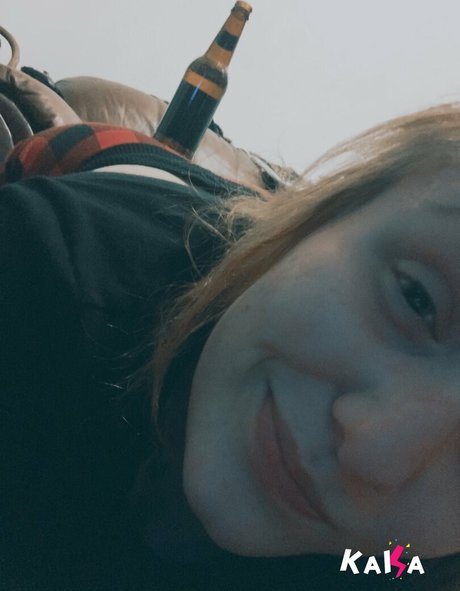 バン・オンリーファンズ 無料裸 ギャラリー