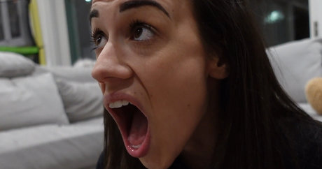 Colleen Ballinger スター ヌード 画像