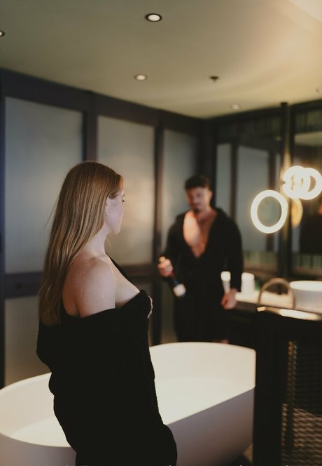 ジムガールズオンリーファンズ アートxxx ギャラリー