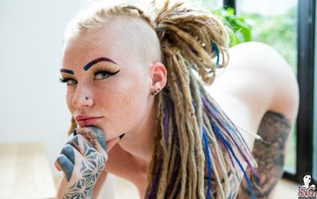 巨尻オンリーファン 無料ヌード 画像