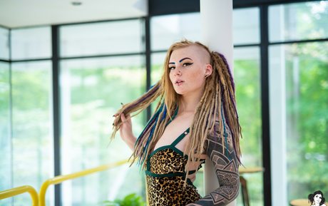 巨乳カップルオンリーファンズ 無料エロ アーカイブ