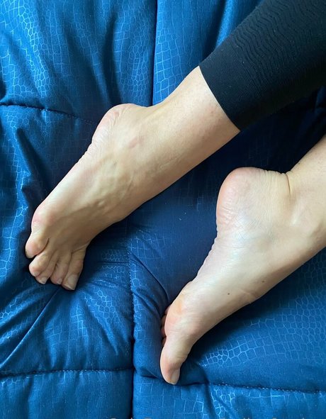 italianfeetluv プロフィール写真