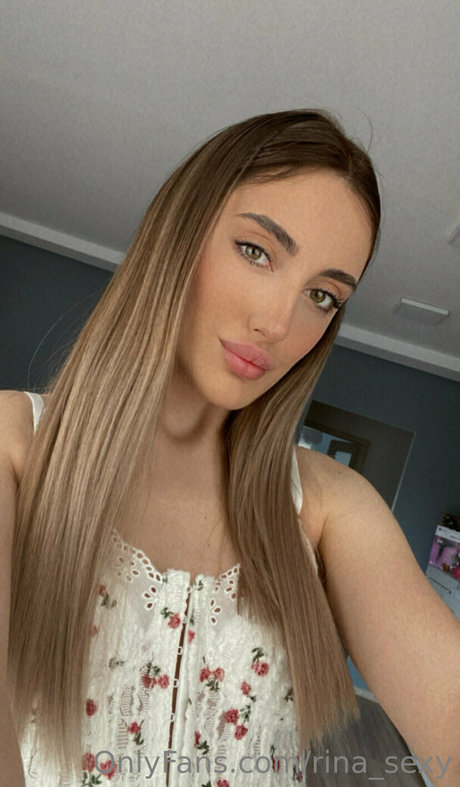 rina sexy エロティックモデル 画像