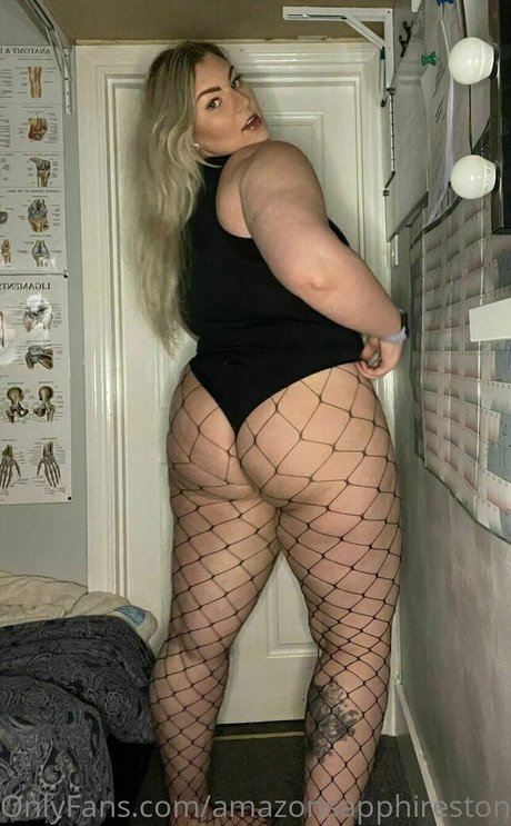 ワークアウト オンリーファンズ セクシー 写真