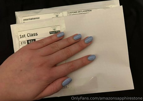 amazonsapphirestone ポルノスター エロティック 写真