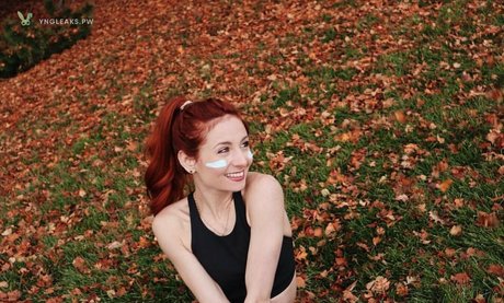 Tarah Kayne 美しいモデル 写真