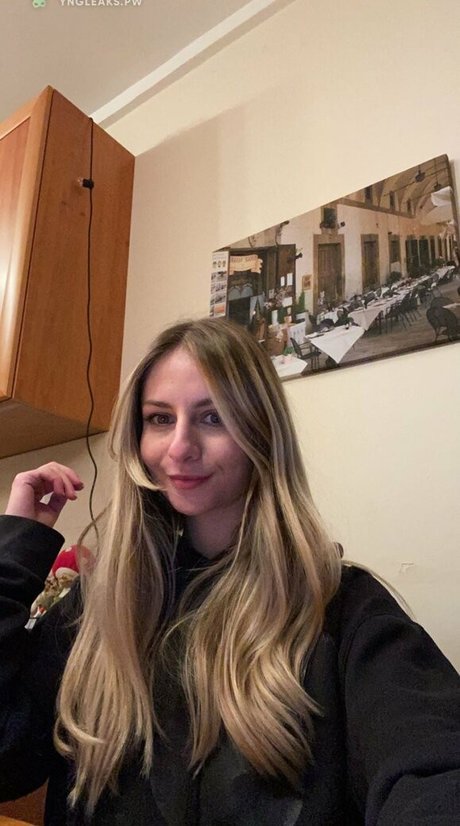 柔軟なティーンオンリーファン 無料裸 ギャラリー