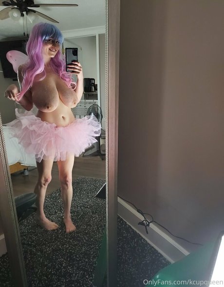 Kcupqueen ポルノスター 素敵 写真