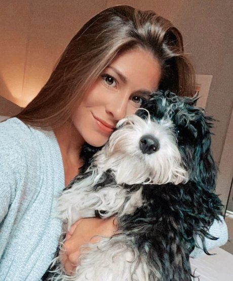 Hailey Lower アートスター ギャラリー