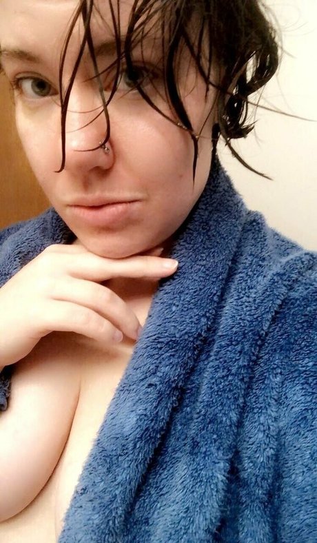 jennikatfree ヌード女優 画像