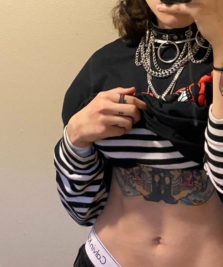 Suedmza トップポルノスター 写真