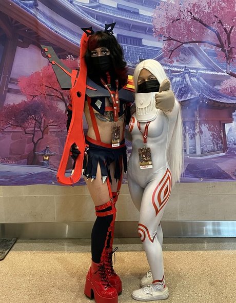 Suedmza ポルノモデル 写真