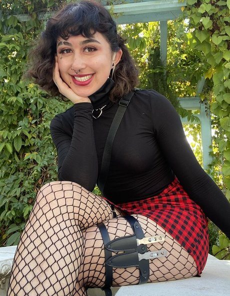 無料のオンリーファンズリスト 美しいポルノ 写真