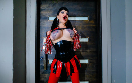 mayasinstress アダルトスター 写真