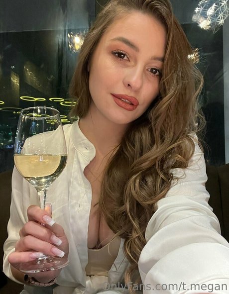 巨尻熟女オンリーファンズ ヌード ギャラリー