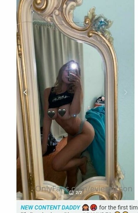 Evie Erikson かわいいスター 写真