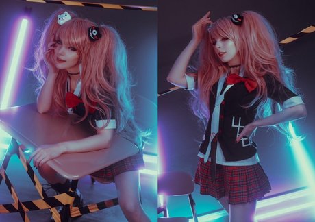 Bloodraven ポルノモデル 画像