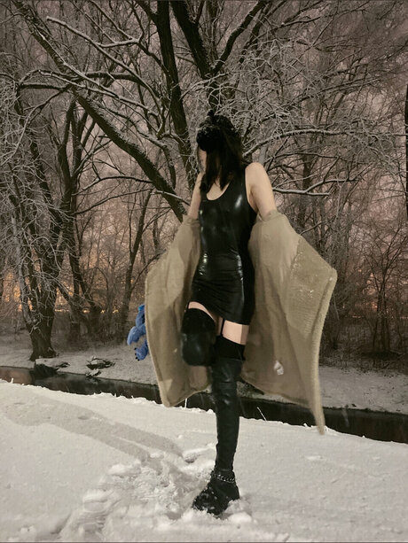 Aurora_ ポルノスター トップ 写真