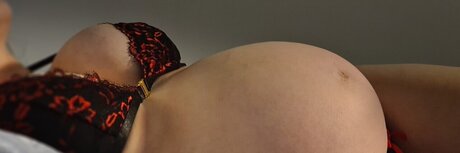 筋肉トランスオンリーファンズ ヌード 写真