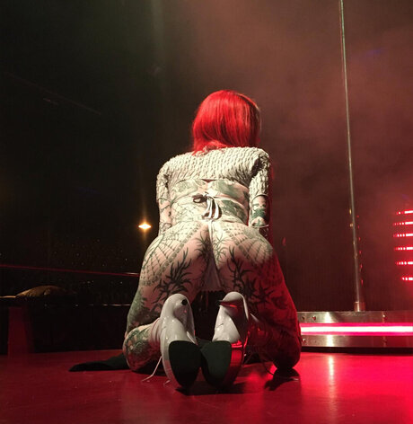 babyskelet0n セックスモデル 写真