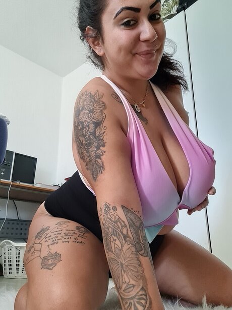 Mary 27 かわいいポルノスター 画像