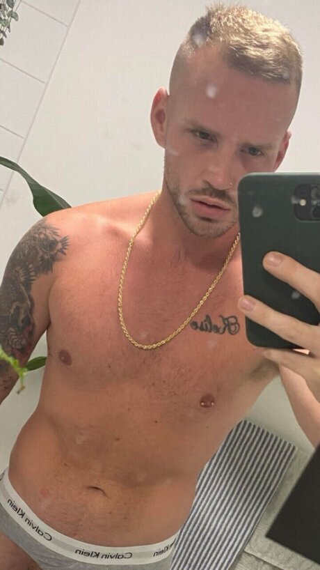 Kier Lush ポルノスター 写真