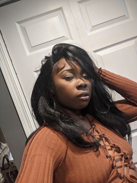 ビーチセックスオンリーファンズ 無料エロ 画像