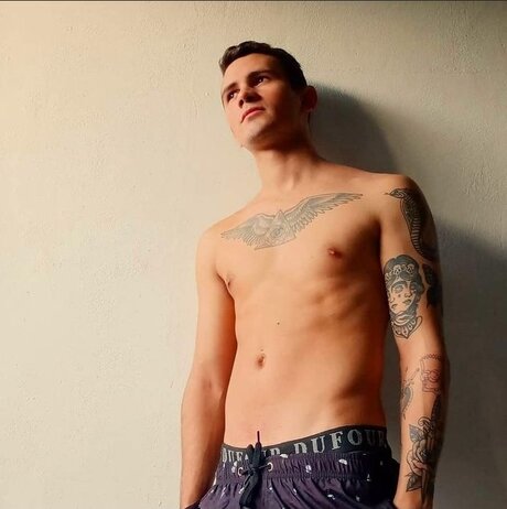 Nicolas Javier Fernandez セクシー女優 ギャラリー